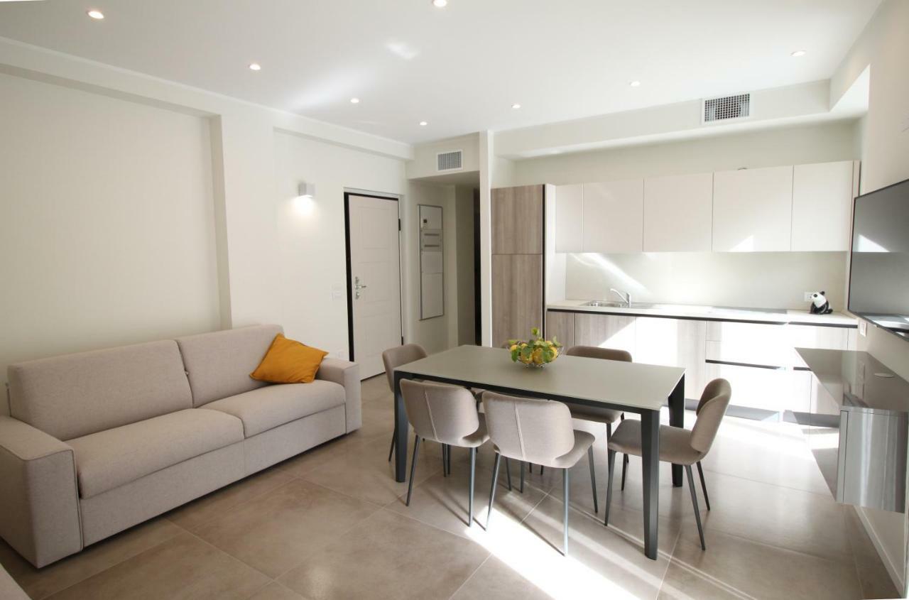 Casa Vacanze Residence Ideale Suites And Apartments Alassio Ngoại thất bức ảnh
