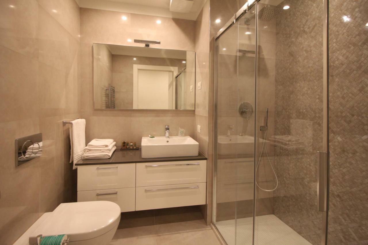 Casa Vacanze Residence Ideale Suites And Apartments Alassio Ngoại thất bức ảnh